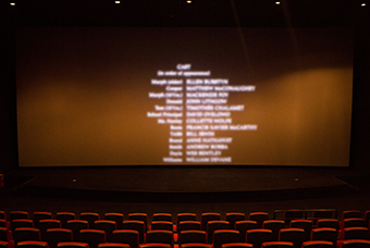 凯发k8官网国际党委组织召开《长津湖》观影活动